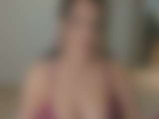 IrinaSiilver's Live Sex Cam Show