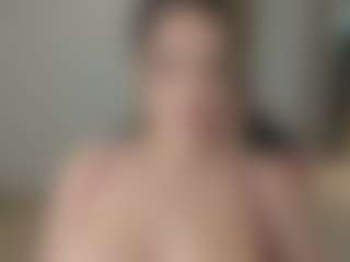 IrinaSiilver's Live Sex Cam Show