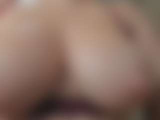 IrinaSiilver's Live Sex Cam Show