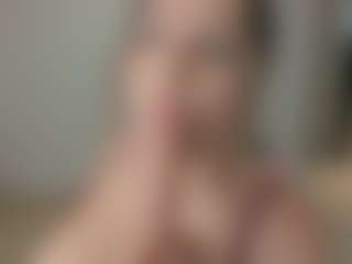 IrinaSiilver's Live Sex Cam Show