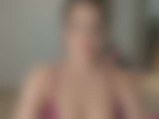 IrinaSiilver's Live Sex Cam Show