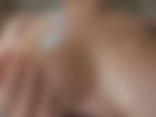 IrinaSiilver's Live Sex Cam Show