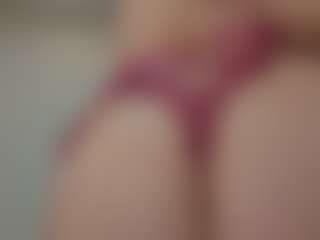 IrinaSiilver's Live Sex Cam Show