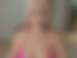 IrinaSiilver's Live Sex Cam Show