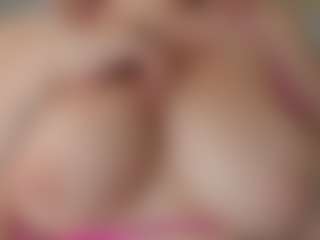 Live cam show with IrinaSiilver - Average on Fling VIP Chat