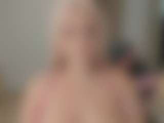 Live cam show with IrinaSiilver - Big Tits on Strip Flash - Live Sex Shows