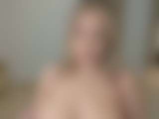 IrinaSiilver's Live Sex Cam Show