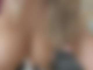 IrinaSiilver's Live Sex Cam Show