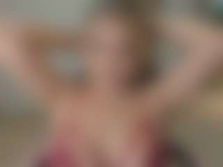 IrinaSiilver's Live Sex Cam Show