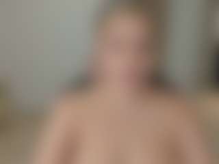 IrinaSiilver's Live Sex Cam Show