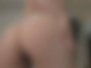 IrinaSiilver's Live Sex Cam Show