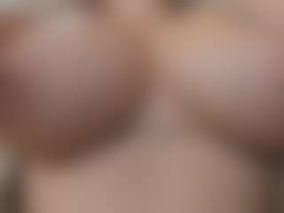 IrinaSiilver's Live Sex Cam Show