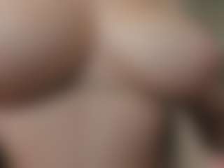IrinaSiilver's Live Sex Cam Show