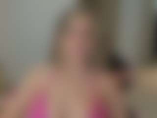 IrinaSiilver's Live Sex Cam Show