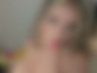 IrinaSiilver's Live Sex Cam Show