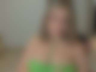 IrinaSiilver's Live Sex Cam Show