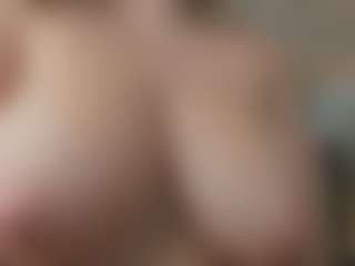 IrinaSiilver's Live Sex Cam Show