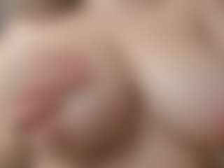 IrinaSiilver's Live Sex Cam Show