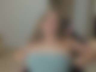 IrinaSiilver's Live Sex Cam Show