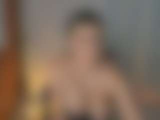 Live cam show with IrinaSiilver - Brown Hair on CamSodaAdn