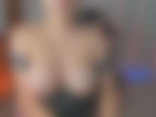 IrinaSiilver's Live Sex Cam Show