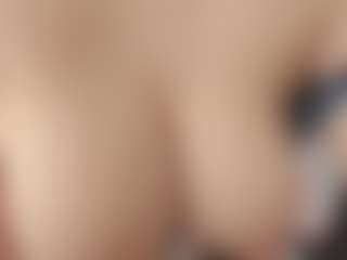 IrinaSiilver's Live Sex Cam Show