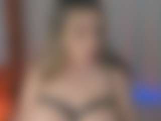 IrinaSiilver's Live Sex Cam Show