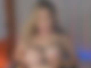 IrinaSiilver's Live Sex Cam Show