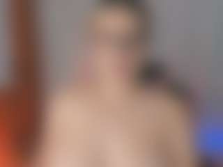 IrinaSiilver's Live Sex Cam Show