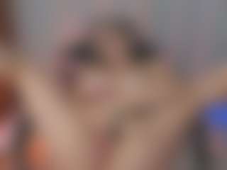 Live cam show with IrinaSiilver - Brown Hair on slutload