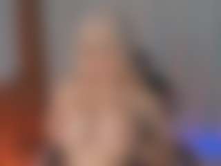 Live cam show with IrinaSiilver - Dirty Talk on pussylord.com