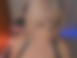 IrinaSiilver's Live Sex Cam Show