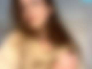 Live cam show with IsadoraCassard - Flashing on galaxygirlnitro.com