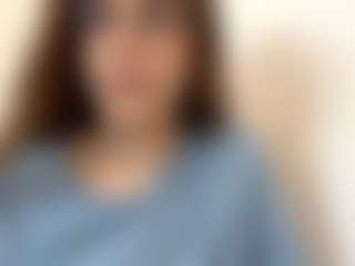 Live cam show with IsadoraCassard - Granny on dasdasdadada.com
