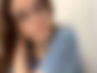 Live cam show with IsadoraCassard - Squirt on Uber Horny