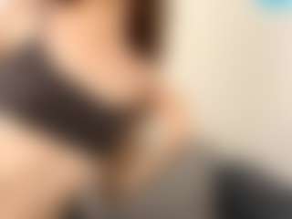 Live cam show with IsadoraCassard - Granny on Chatstar