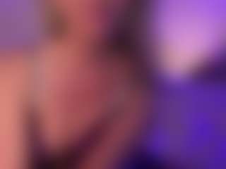 Britney Foxx's Live Sex Cam Show