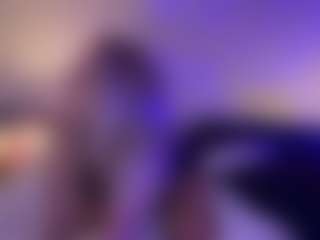 Live cam show with Britney Foxx - New Shaved Pussy on Mixed Magazine Live