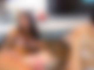 Live cam show with sammymia68 - Brown Hair on AdultVida.com