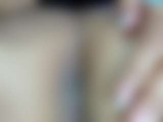Live cam show with sammymia68 - Dildo Or Vibrator on CamwithHer