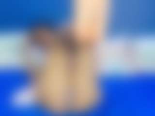 Live cam show with sammymia68 - Athletic on Dolls Live