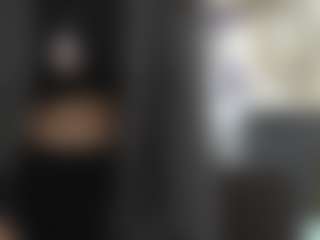 Live cam show with TessaVahey - Green Eyes on Stripli.com