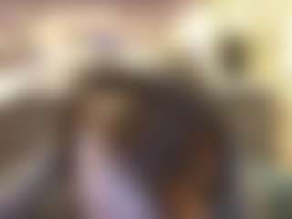 Live cam show with TessaVahey - Curvy on Streamer API