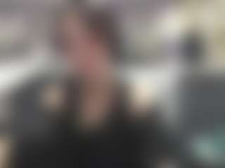 Live cam show with TessaVahey - Cute on livesuperchat.net