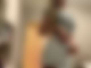 Live cam show with VondaPennant - Body Massage on sexytreat.net