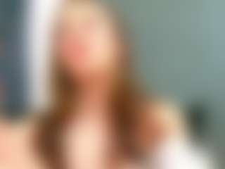 Live cam show with Ammira - Skinny on Strip Flash - Live Sex Shows
