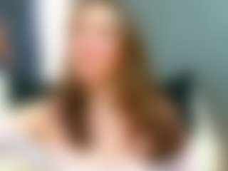 Live cam show with Ammira - Asshole on StripNow