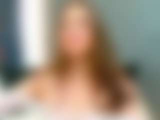Live cam show with Ammira - Strip on Gym Cam Girls