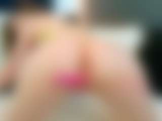 Live cam show with Ammira - Anal Toys on StripNow