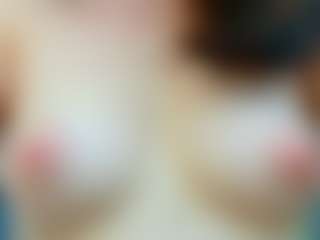 Live cam show with Ammira - Ass Bouncing on crypto-cams